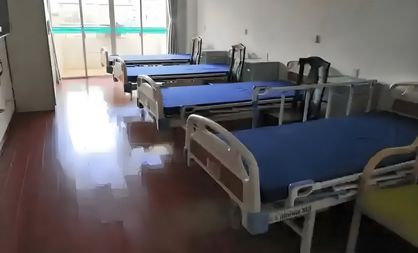 仅一周董璇二婚老公就被扒干净，她又看走眼了？